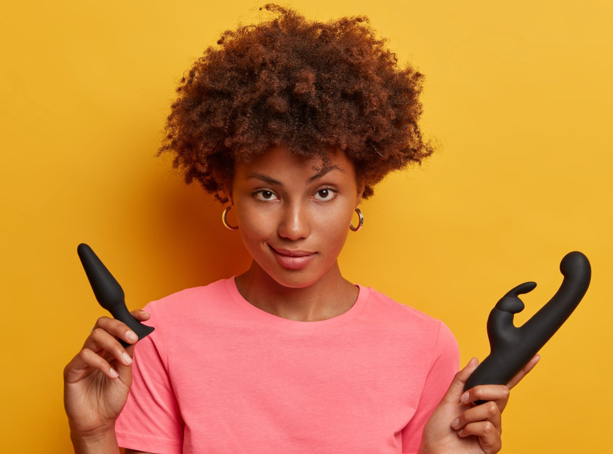 Dildos 101: Types, Tips & How to Use Them Safely